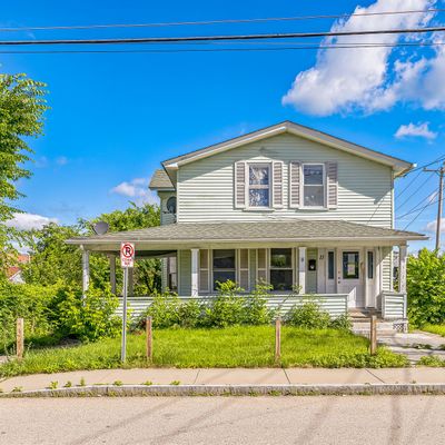 11 Negus St, Webster, MA 01570