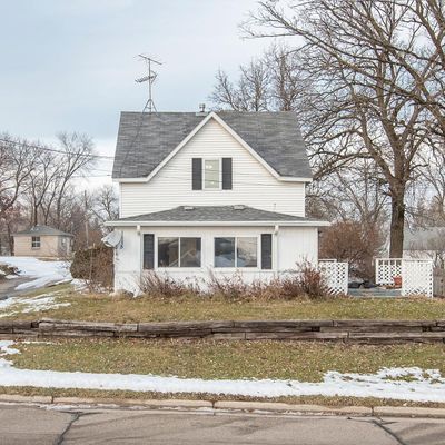 1115 6 Th Ave E, Alexandria, MN 56308