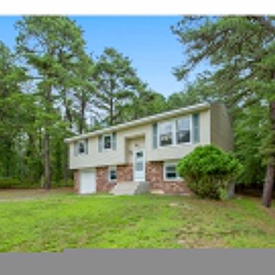 146 Radcliff Ave, Browns Mills, NJ 08015