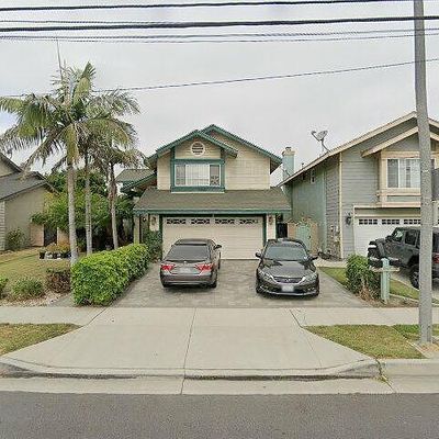 15305 Ryon Ave, Bellflower, CA 90706