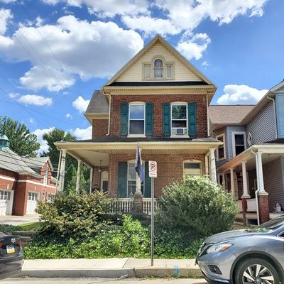 16 W Hanover St, Hanover, PA 17331