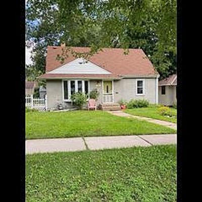 1643 Iowa Ave E, Saint Paul, MN 55106