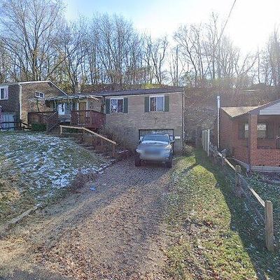 133 Phyllis Dr, Pittsburgh, PA 15235