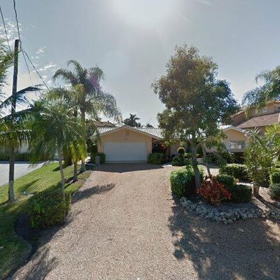 1400 Marlin Dr, Naples, FL 34102