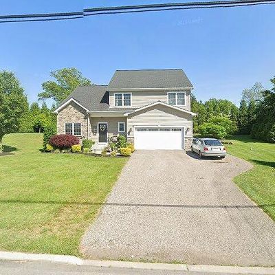 1404 New Hope St, Norristown, PA 19401