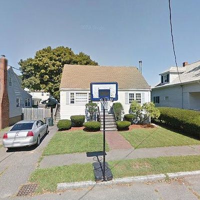 19 Columbia Blvd, Peabody, MA 01960