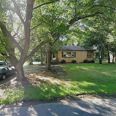 19 Oregon Ave, Mount Laurel, NJ 08054