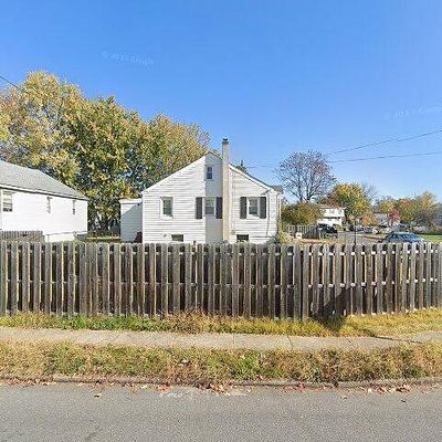 200 Amosland Rd, Holmes, PA 19043