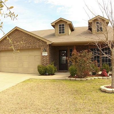 2005 Sterling Gate Dr, Heartland, TX 75126