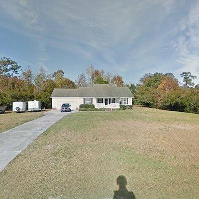 2010 Cambridge Downs Dr, Morehead City, NC 28557