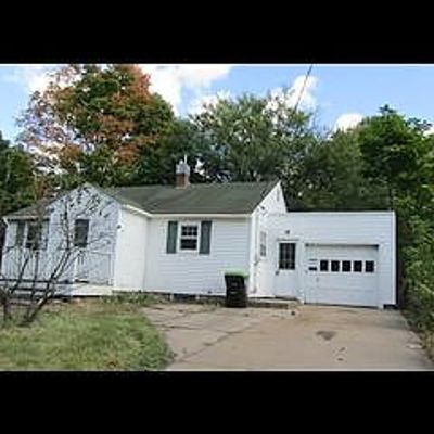 202 Se 14th Street, Menomonie, WI 54751