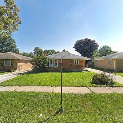 2029 Linden Ave, Waukegan, IL 60087