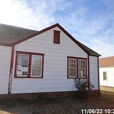 209 W A Ave, Kingman, KS 67068