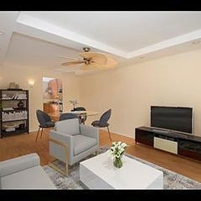 1700 Makiki St #118, Honolulu, HI 96822