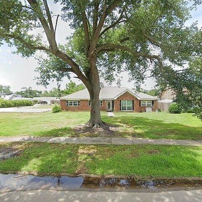 2513 19 Th St, Lake Charles, LA 70601