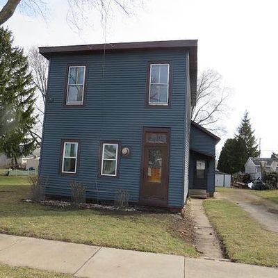 2106 Ashland St, Oshkosh, WI 54901