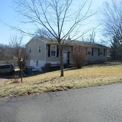 30 York Hill Rd, Etters, PA 17319