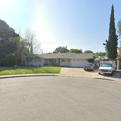 3001 Peach Tree Ct, Bakersfield, CA 93301