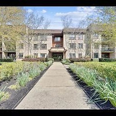 3031 Borge St #208, Oakton, VA 22124