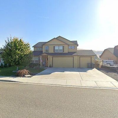 3065 Timberline Dr, West Richland, WA 99353