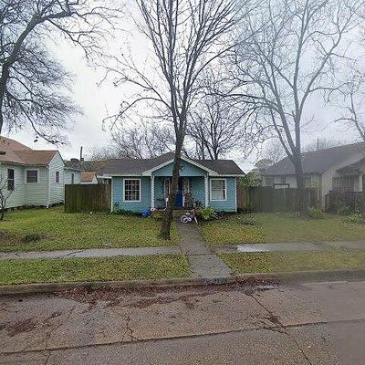 3205 Missouri St, Baytown, TX 77520