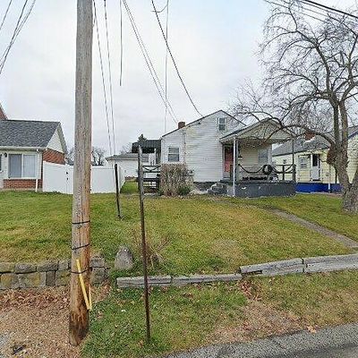 322 Center St, Bridgeville, PA 15017