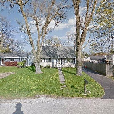 33243 N Algonquin Dr, Grayslake, IL 60030