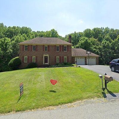 271 Heritage Dr, Blue Ridge, VA 24064