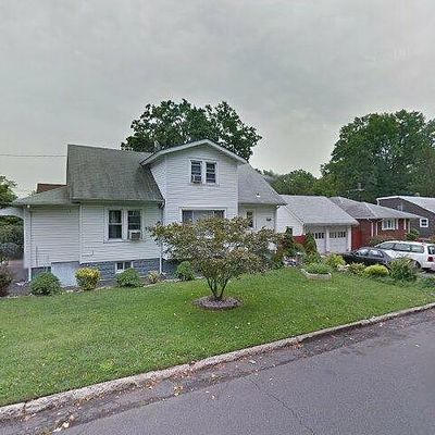 273 Avenel St, Avenel, NJ 07001