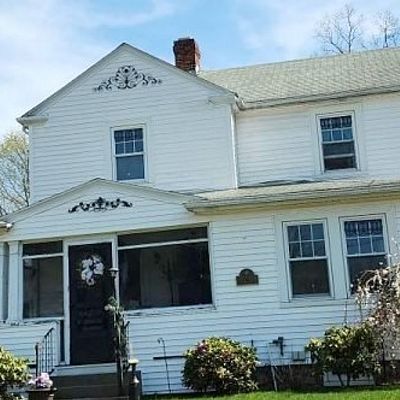 29 Park Ave, Webster, MA 01570