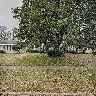 3738 Greenway Pl, Shreveport, LA 71105