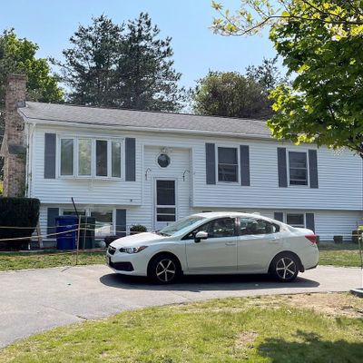 382 Pebble Ln, Leominster, MA 01453