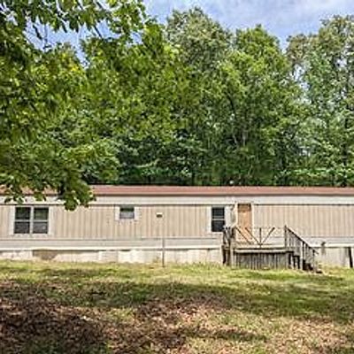 392 Lakewood Dr, Beechgrove, TN 37018