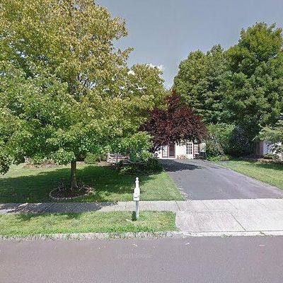 4 Ludlow Rd, Yardley, PA 19067