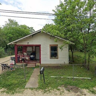 422 Aguila St, Seguin, TX 78155