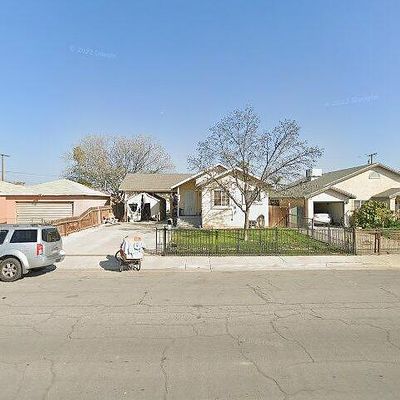 422 Clinton St, Delano, CA 93215