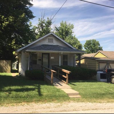 3430 Thomas Ave, Alton, IL 62002