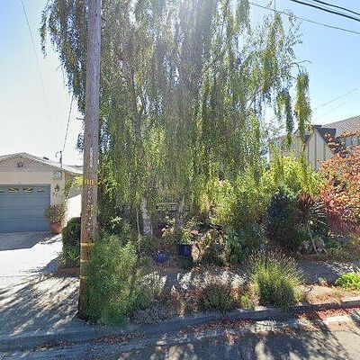 3707 Victor Ave, Oakland, CA 94619