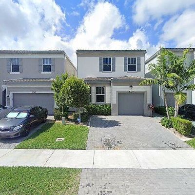 4737 Nw 48 Th Ter, Tamarac, FL 33319