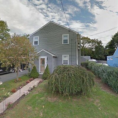 5 Weeden Pl, Fairhaven, MA 02719