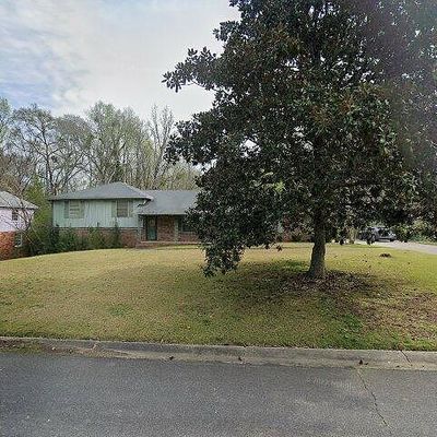 5121 Wingate Dr, Macon, GA 31210