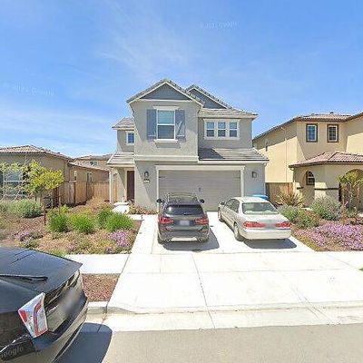 520 Seville Dr, Hollister, CA 95023