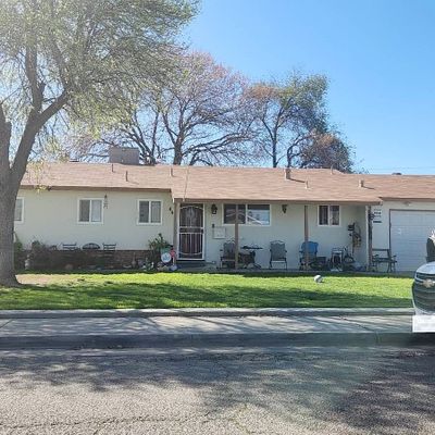 441 W Spring Ln, Lemoore, CA 93245