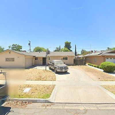 4554 E Dayton Ave, Fresno, CA 93726