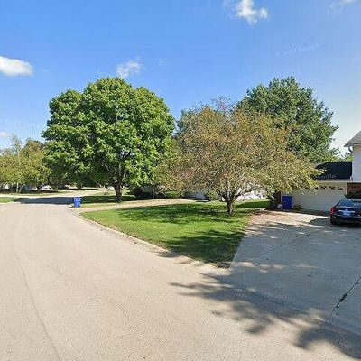 465 Midland Dr, Kewanee, IL 61443