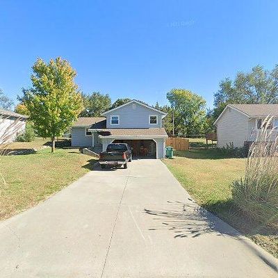 608 Knollwood St, Wakefield, KS 67487