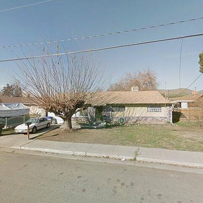 618 La Vida Ave, Porterville, CA 93257