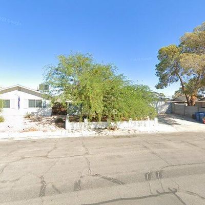 6320 Youngmont Ave, Las Vegas, NV 89103