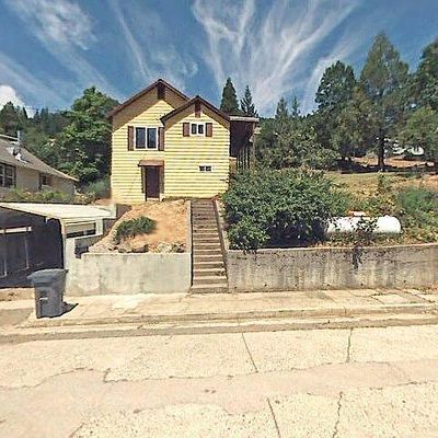 5829 Castle Ave, Dunsmuir, CA 96025