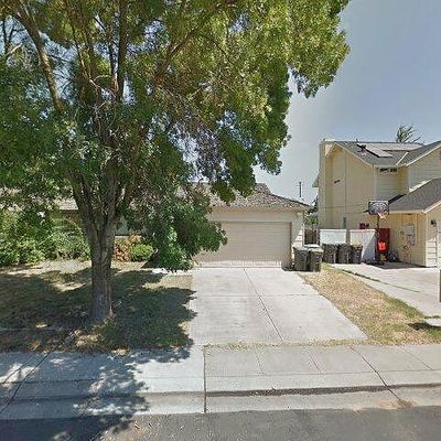 599 Sunrise Pl, Lathrop, CA 95330